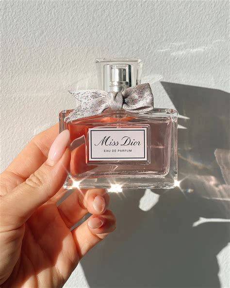 miss dior fragrance reviews|what does Miss Dior smell like.